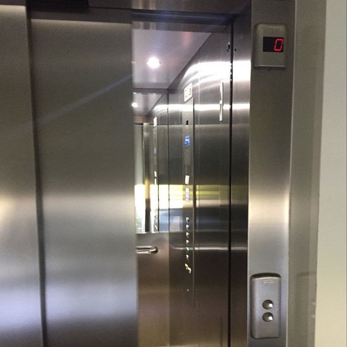 سرویس و تعمیر آسانسور منطقه 16